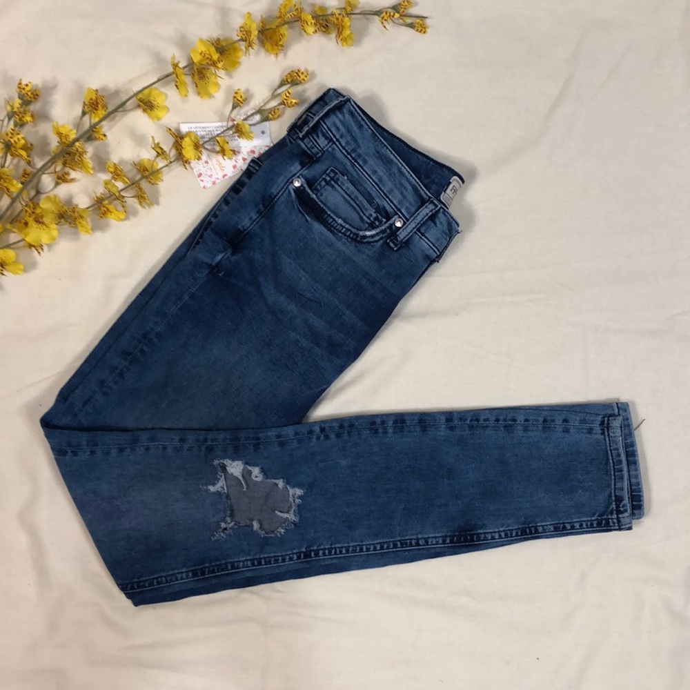 NWT Free People Busted High Rise Skinny Jeans, 27L